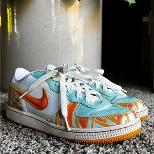 Nike Kids' Multicolor Sneakers with Orange Accents